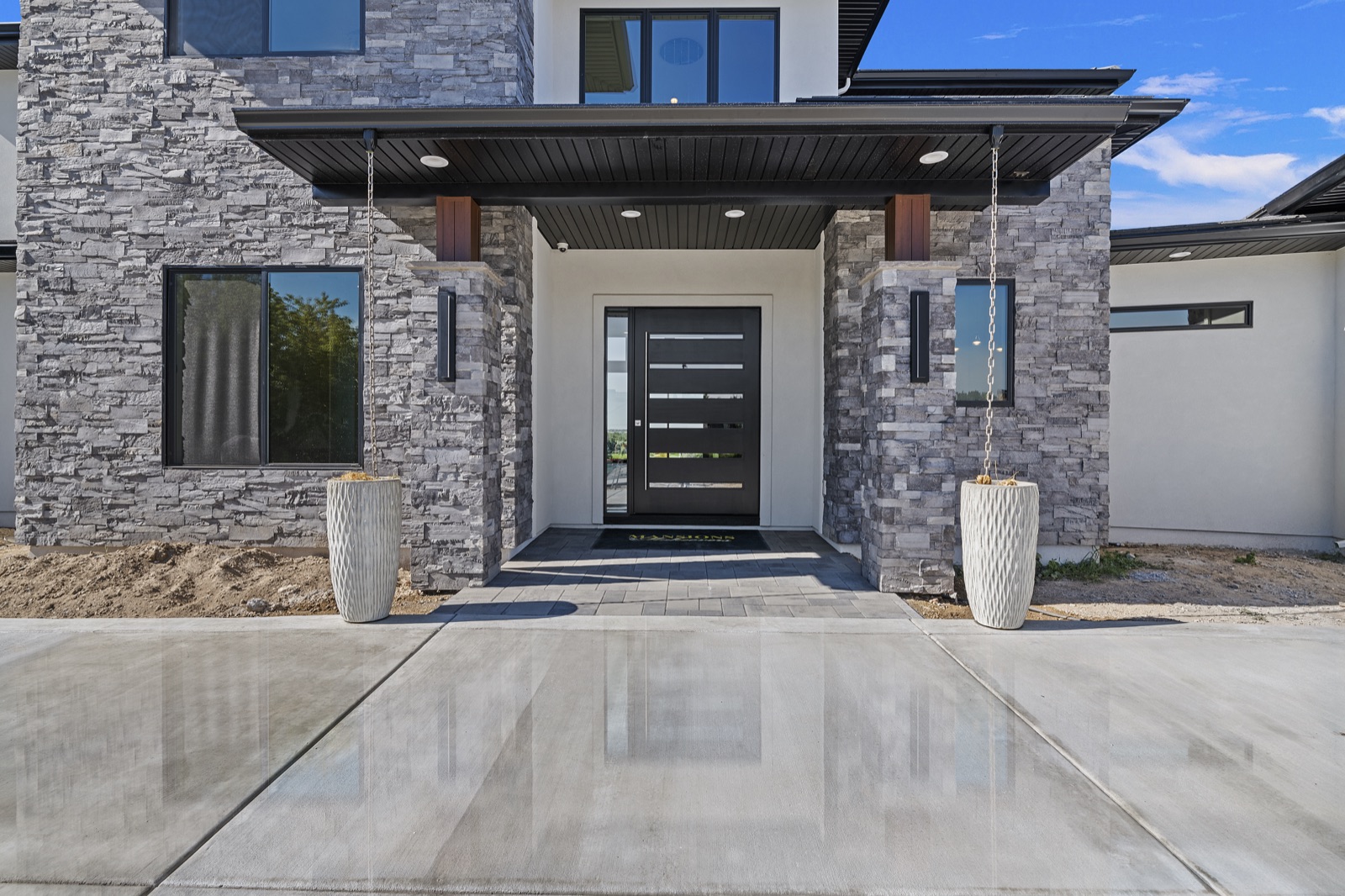 3468 W Salix Drive